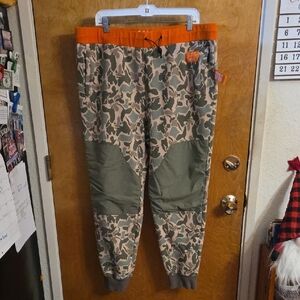 Traeger Meat Sweats Pants Mens Size 3XL Green Camouflauge Sweatpants Joggers